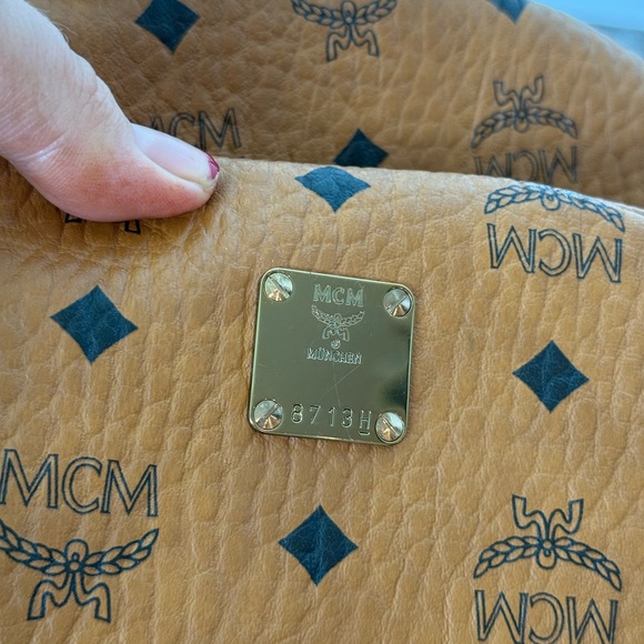 MCM MEDIUM Stark Side Studs Cognac Visetos Backpack - Picture 6 of 9